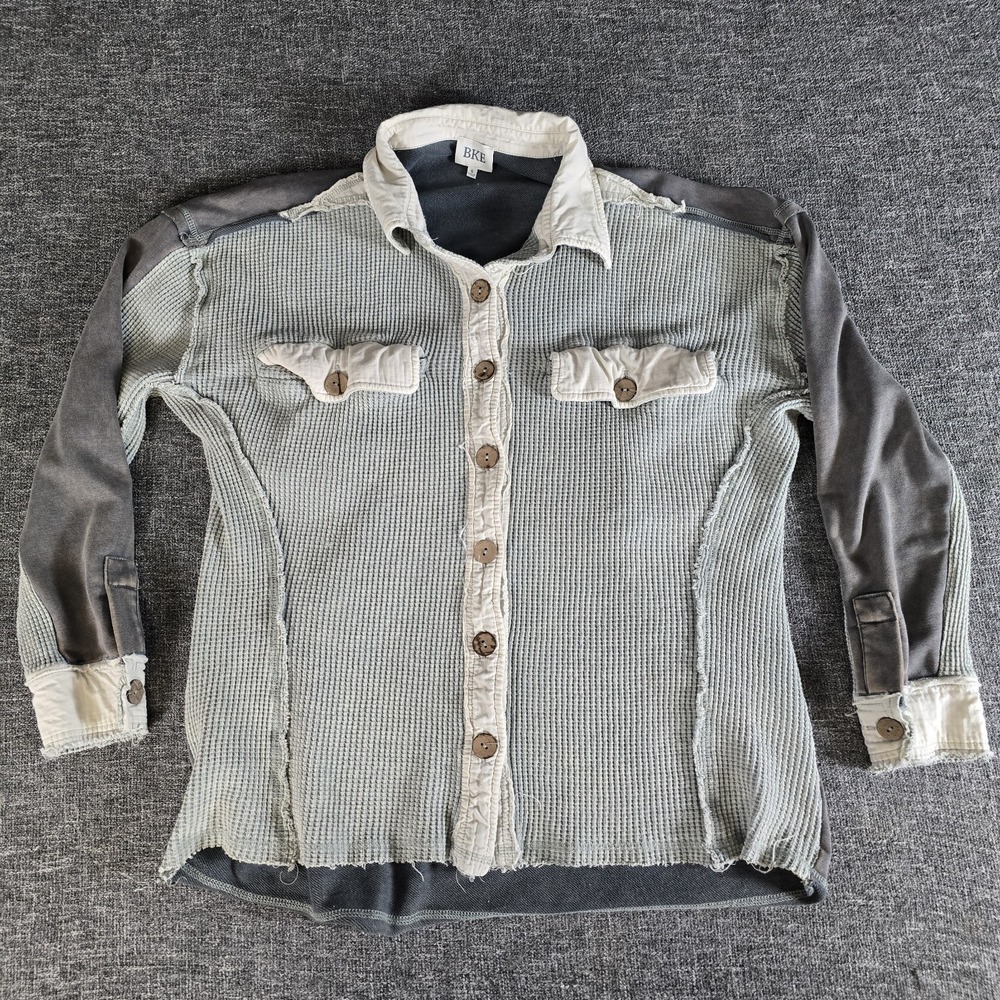 BKE Buckle Women's Long Sleeve Waffle Knit Button Up Shacket Small Gray